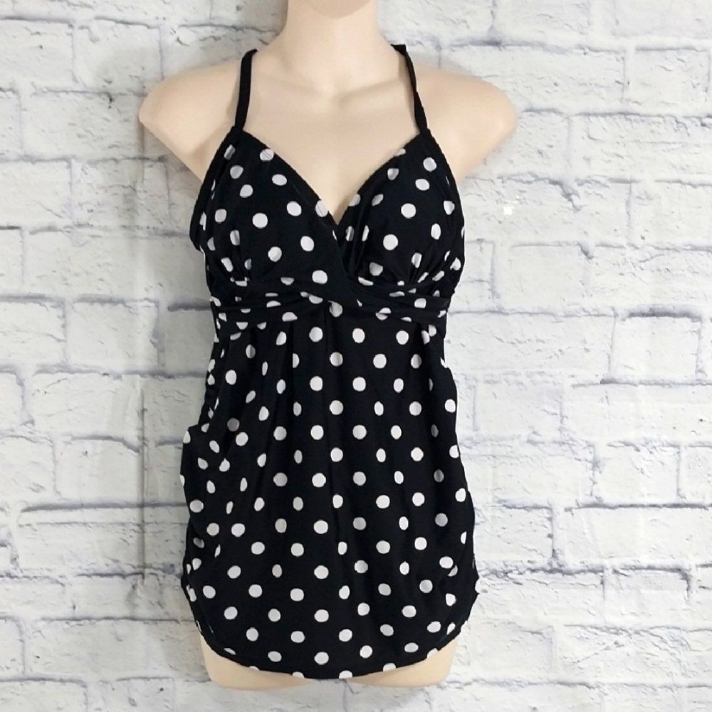 🔵BOGO FREE🔵 Liz Lange Maternity Swim Top Black & White Polka Dot Sz M